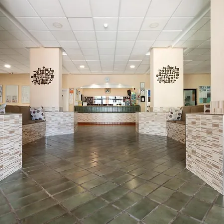 Estupendo Estudio En Castle Harbour